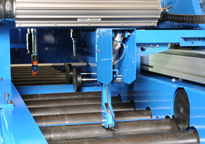 Automated pneumatic clamping system